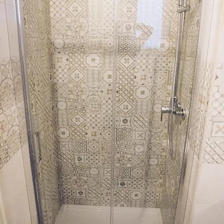 Le Stanze Di Nina Guest house