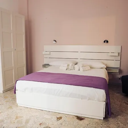 Le Stanze Di Nina Pensjonat *